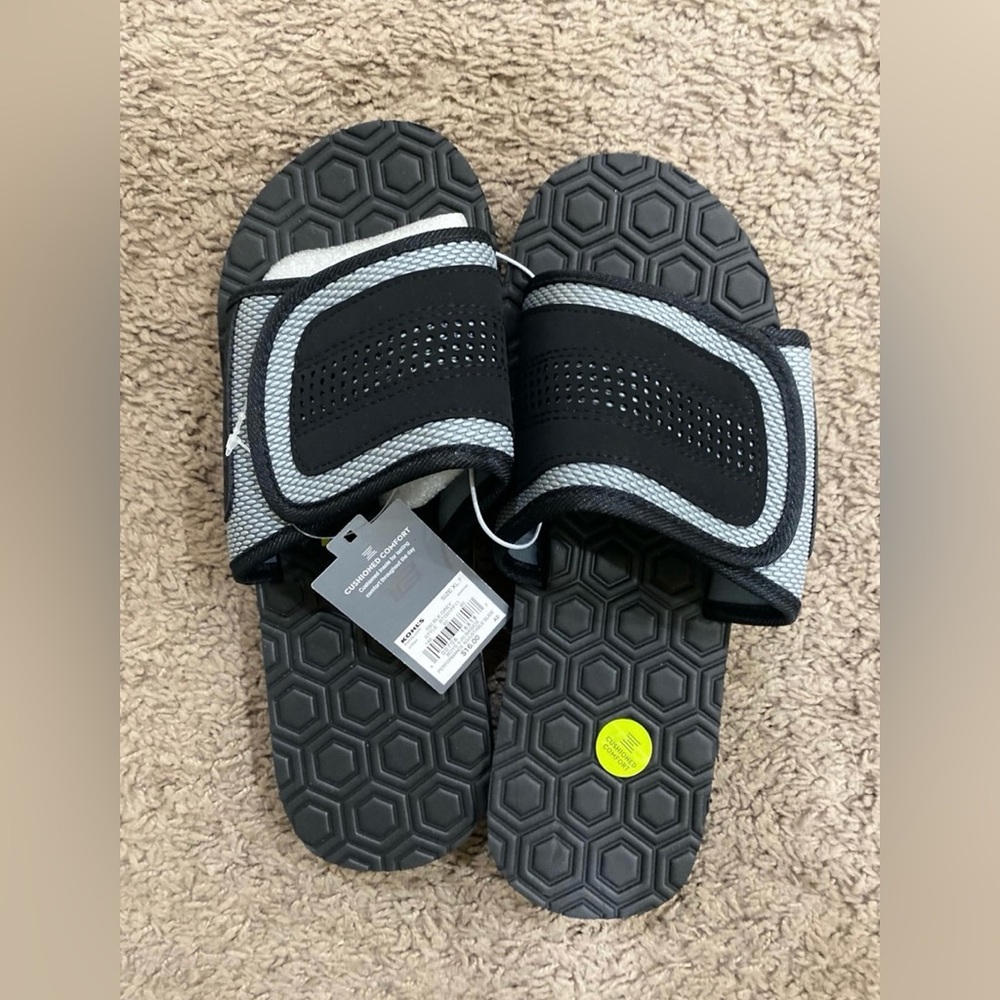 Boys Tek Gear Sandal Slides Youth size 7 NWT